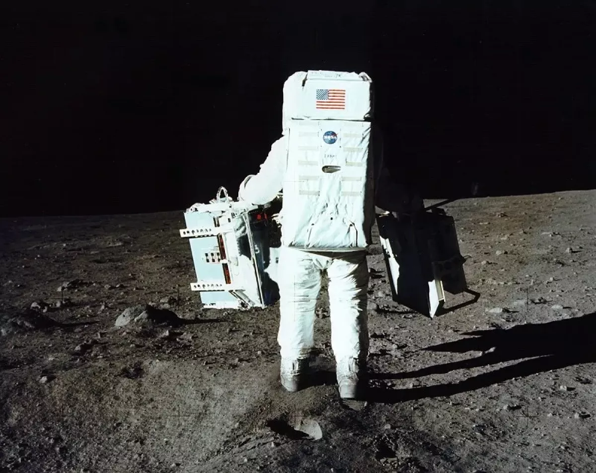 aldrin-moon-experiment.jpg
