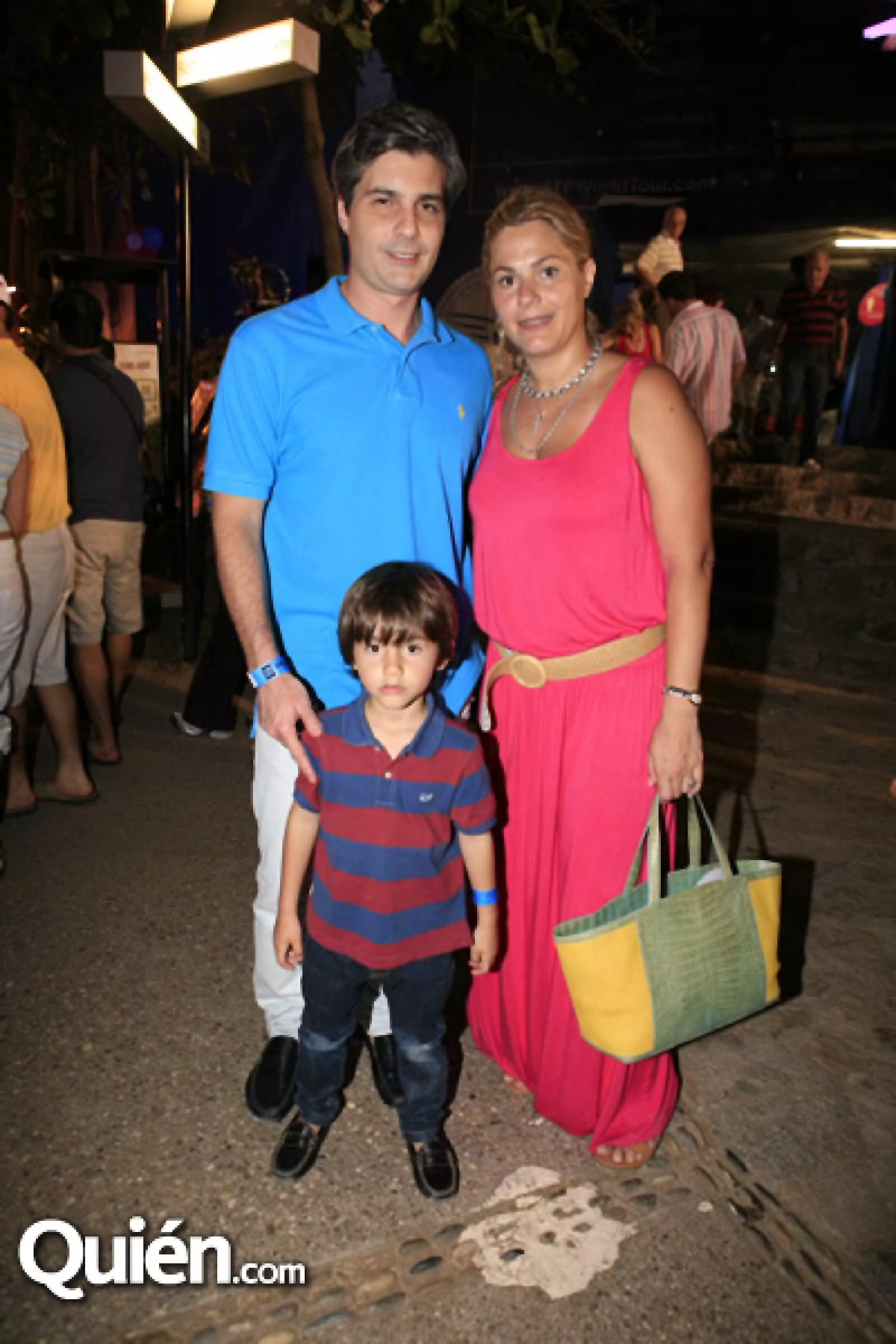 Ernesto Ibarra y Liliana y Julián Sada