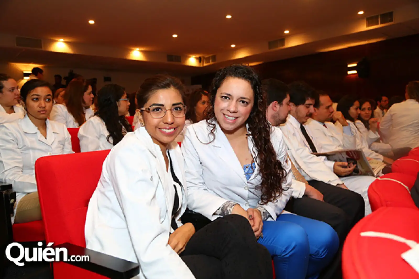 Norma Cortés y Paola Cisneros