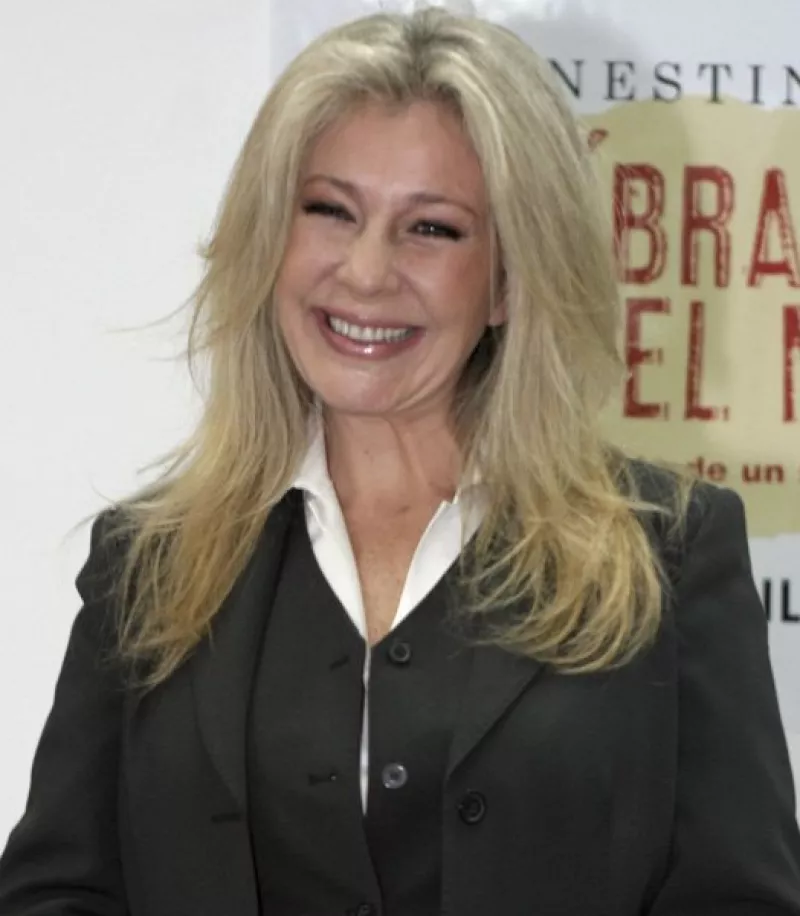 Ernestina Sodi se estrenó como abuela de Jerónimo, quien nació el 9 de agosto de 2008, fruto del matrimonio de su hija Camila con Diego Luna.