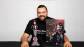 Benirto Santos y Barbie.jpg