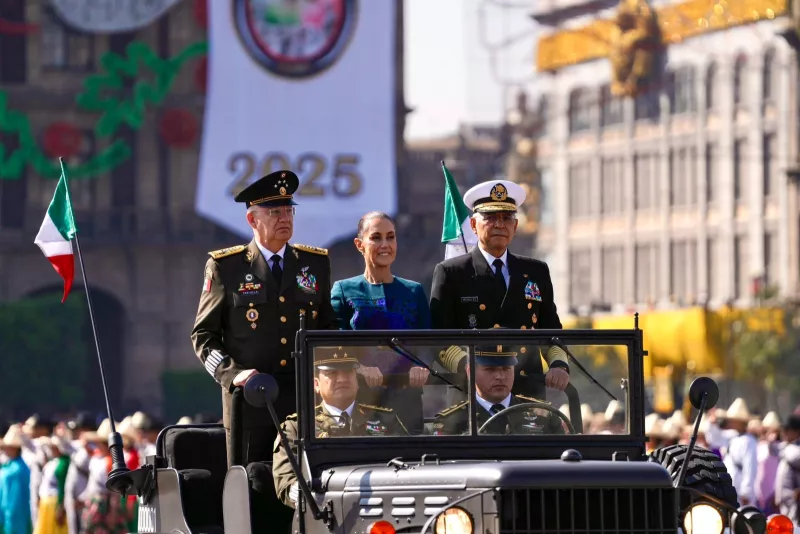 sheinbaum-desfile-20-noviembre.jpg