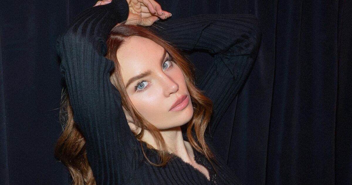 Belinda estrena inesperado look: Ahora es pelirroja