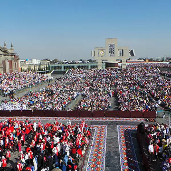 El Papa llegó a la Basílica de Guadalupe.