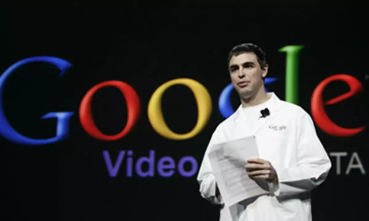 Larry Page necesita desarrollar una estrategia para superar a Facebook, quien ha acaparado casi el 50% de la capitalización de mercado de Google. (Foto: AP)