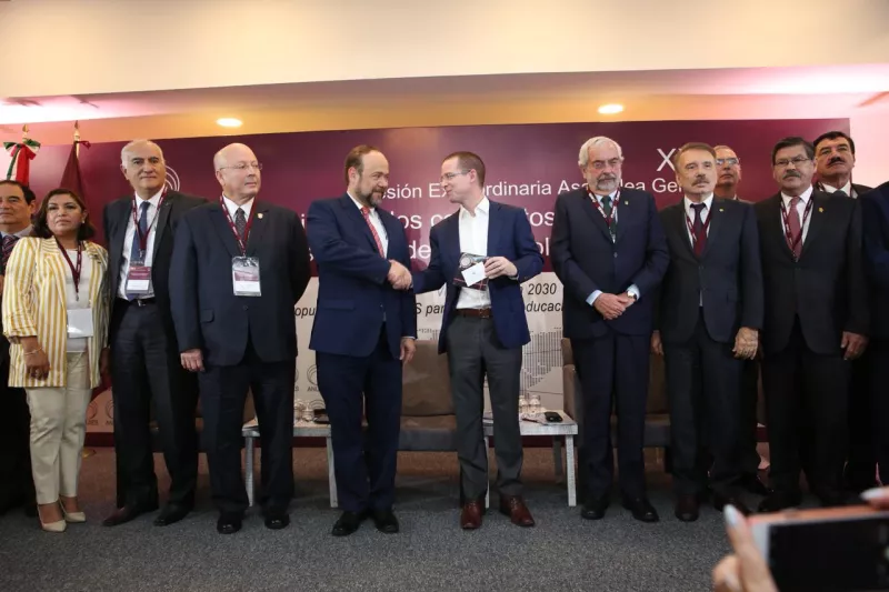 "imposible" eliminar exámenes de adminsión