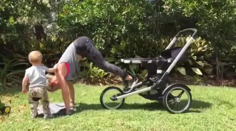 No excuses! La esposa de Chris Hemsworth impresiona con su habilidad para ejercitarse en cualquier ocasión, utilizando una carreola.