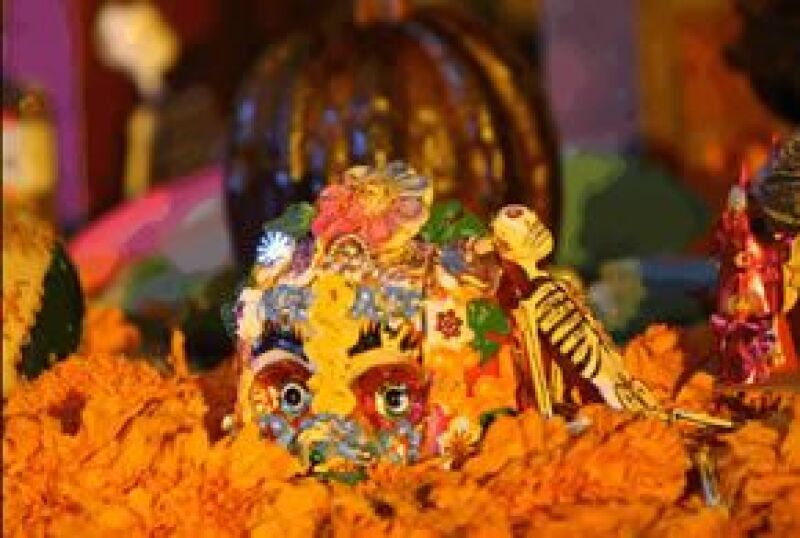 El Museo Dolores Olmedo inaugura su monumental altar que tiene como tema central “El muralismo”.