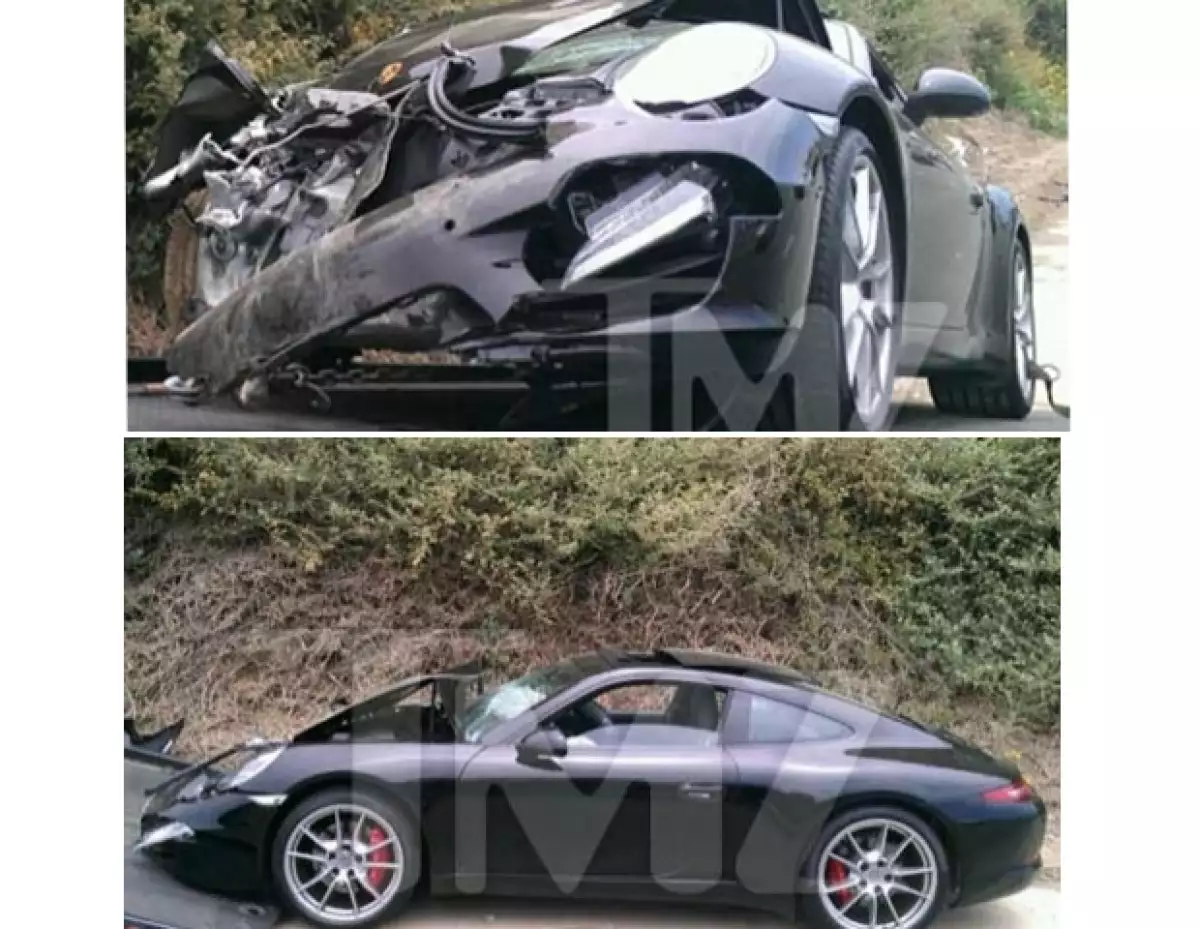 Así quedó el auto de la actriz.