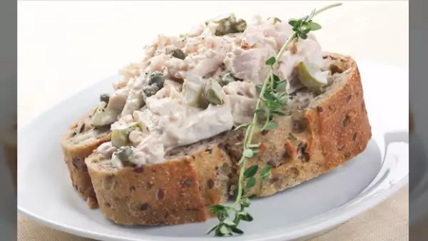 atun sandwich tuna salad