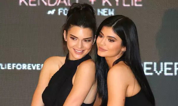 Kendall-Kylie-Jenner 