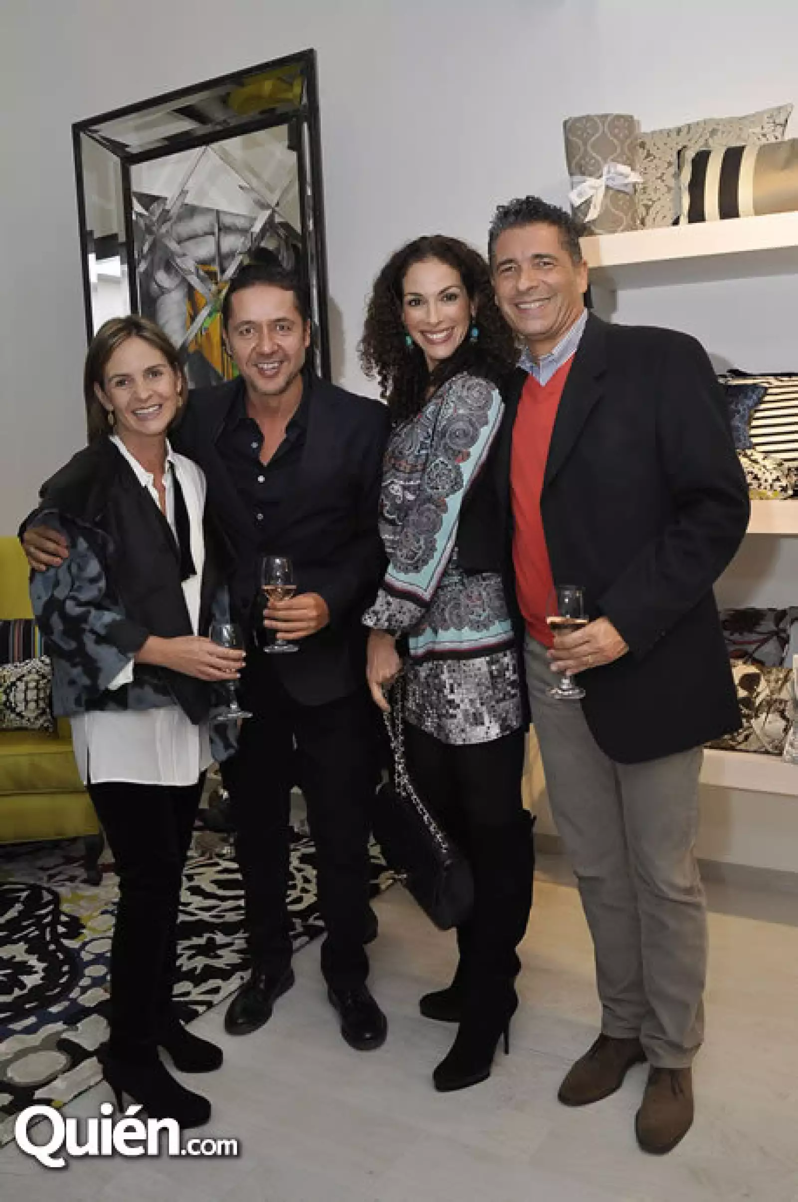 Andrea Artigas,Ricardo Reyes,Carolina Reyes y Francisco Laris
