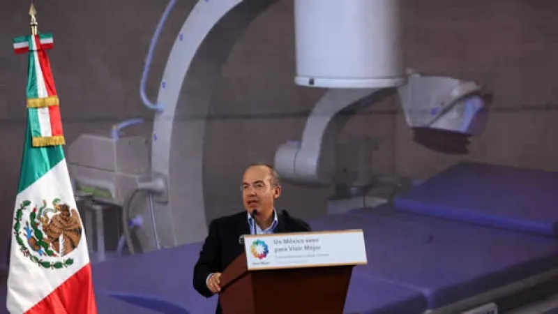 Calderón inicia gira en Durango entre reclamos por violencia y sequía