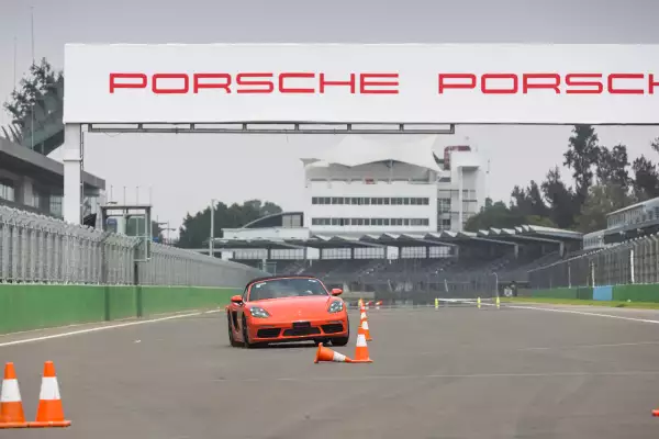 Porsche