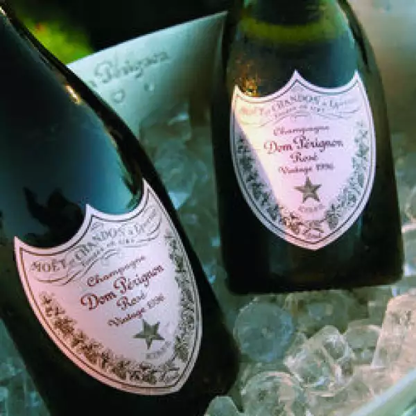Botellas de Champaña Dom Pérignon