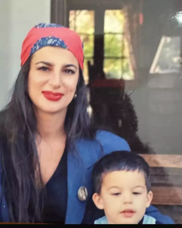emiliano-aguilar-mama.jpg