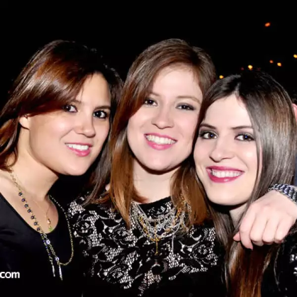 Gaby de la Re,Ale de la Re y Made de la Re