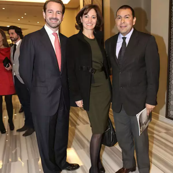 Neal Tritton,Sandra Chollet,Héctor Ávila