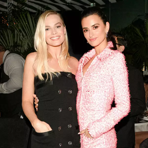 04_Margot_ROBBIE_CHANEL_x_Charles FINCH_PreOscars Dinner_2020_LD.jpg