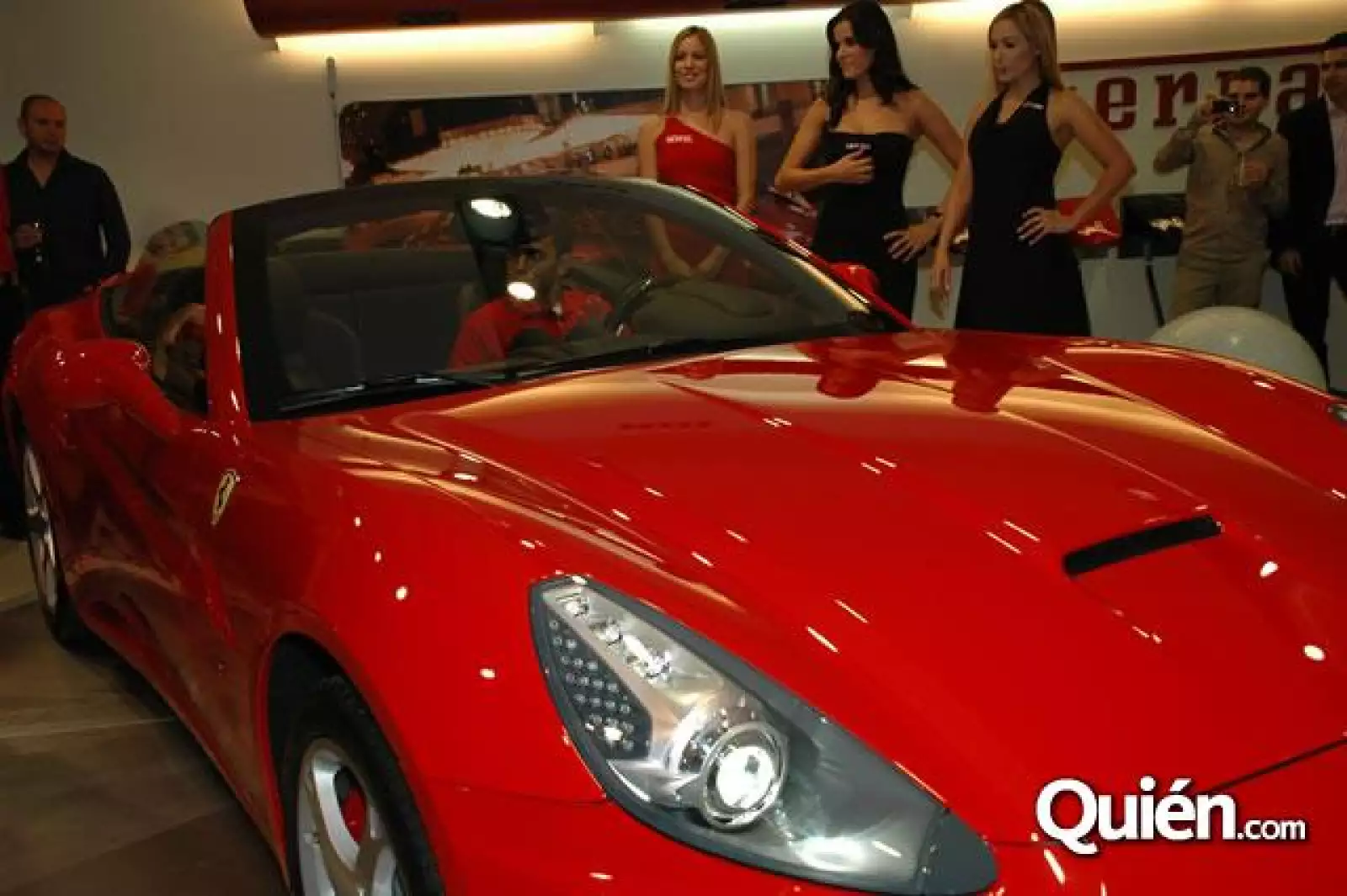 Presentación Ferrari California