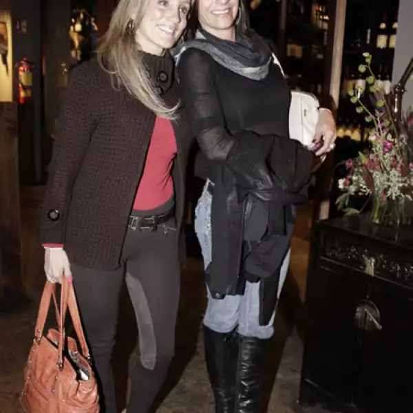 Elizabeth Feixas,Margot Buzali