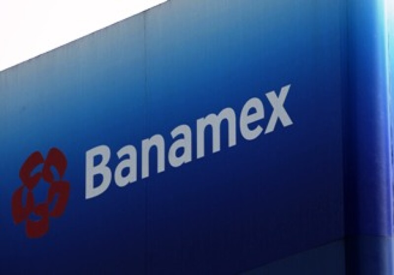 Las leyes mexicanas prohíben que una autoridad extranjera tenga participación accionaria en bancos mexicanos. (Foto: AP)