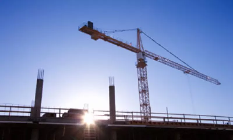 La crisis de la construcción podría dejar a cerca de 320,000 personas sin trabajo al finalizar el año, advirtieron expertos. (Foto: Thinkstock)