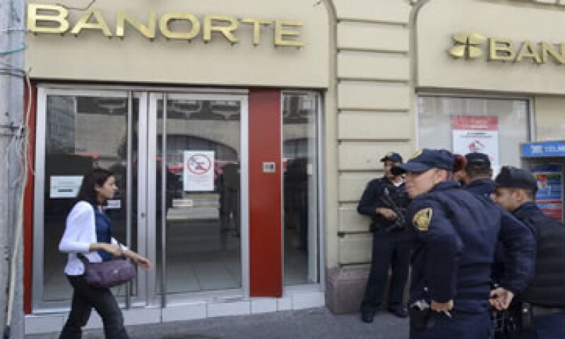 Banorte dijo que Guillermo Ortiz será sustituido por Carlos Hank González. (Foto: Cuartoscuro )