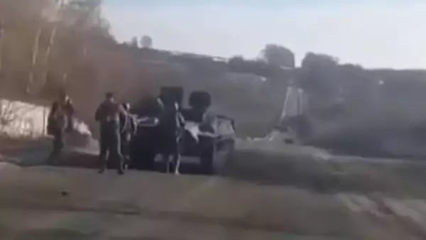 tanque ruso se queda a mitad del camino en ucrania