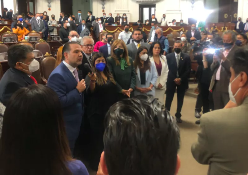 Diputados de la CDMX acusaron a Morena de reventar la sesión
