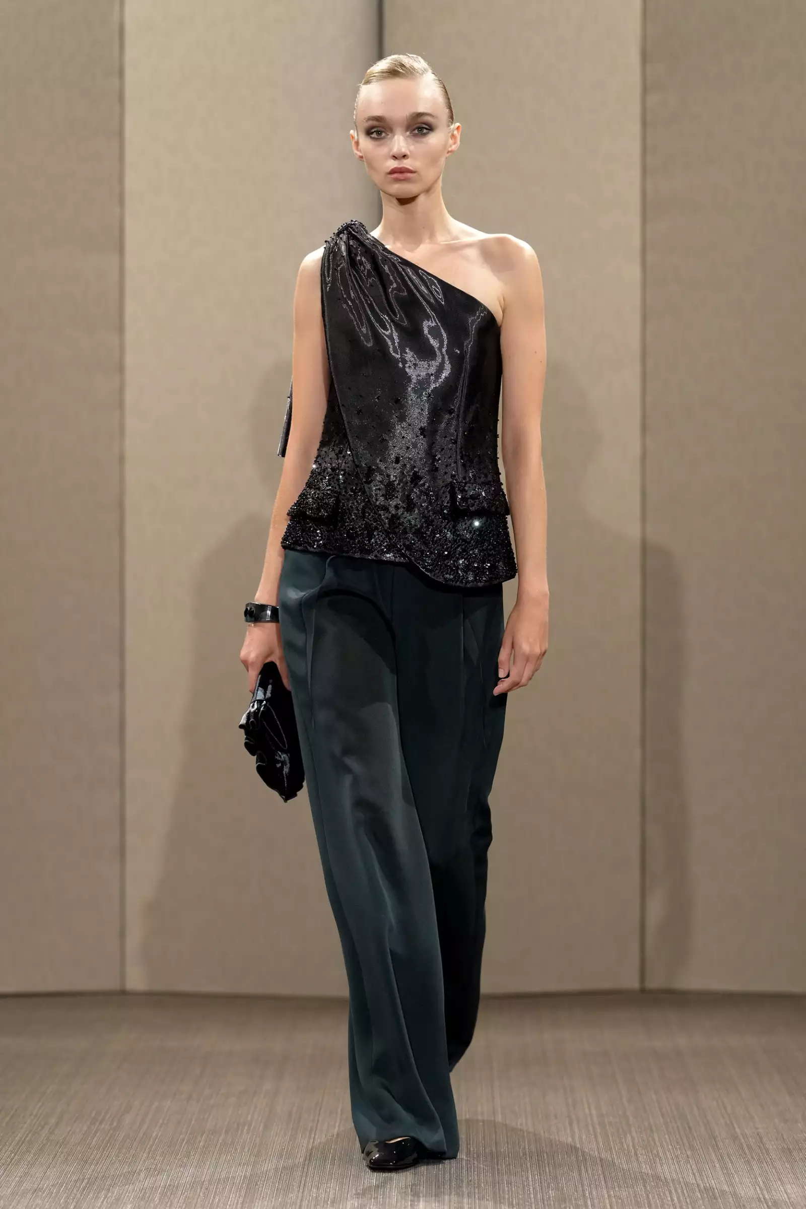 Armani Prive HC F26 004.jpg