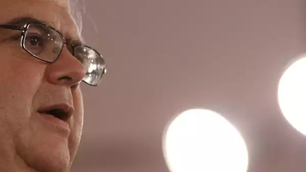 Agustín Carstens ha reconocido su desventaja; sin embargo, ha realizado una vigorosa campaña basado en su experiencia como ex funcionario del FMI.