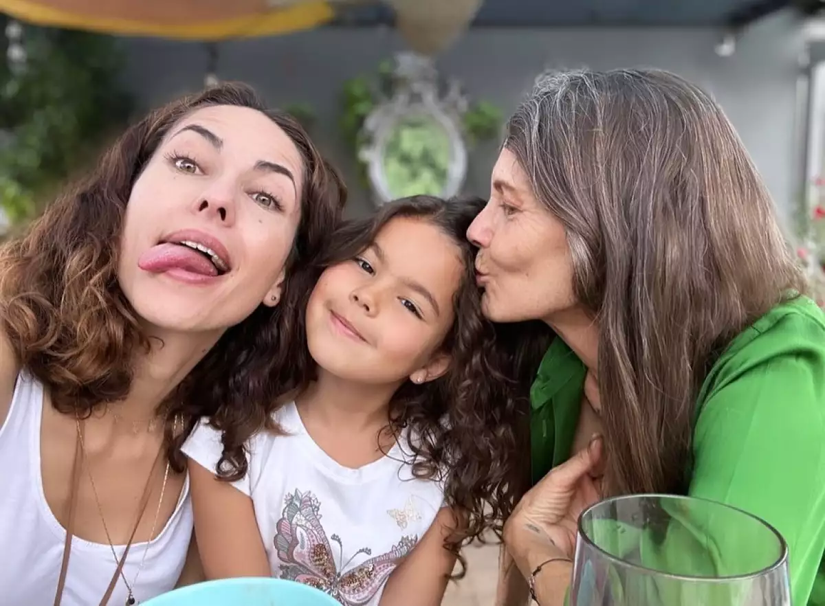 barbara-mori-nieta-mama