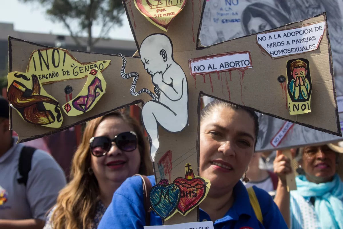 CIUDAD DE MÉXICO, 07FEBRERO2019.- Integrantes de asociaciones Provida se manifestaron a las afueras de la Cámara de Diputados contra la legalización del aborto. Con rezo y pancartas las inconformes llamaron a que los legisladores no legalicen esta práctica.
FOTO: GALO CAÑAS /CUARTOSCURO.COM