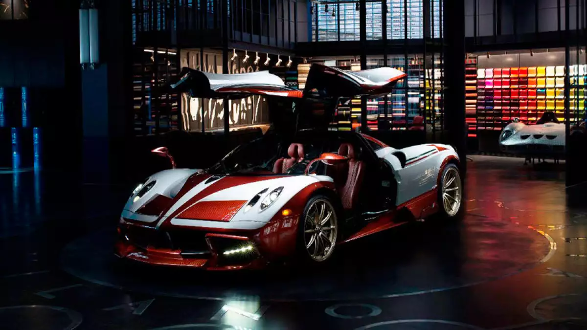Pagani Huayra Lampo