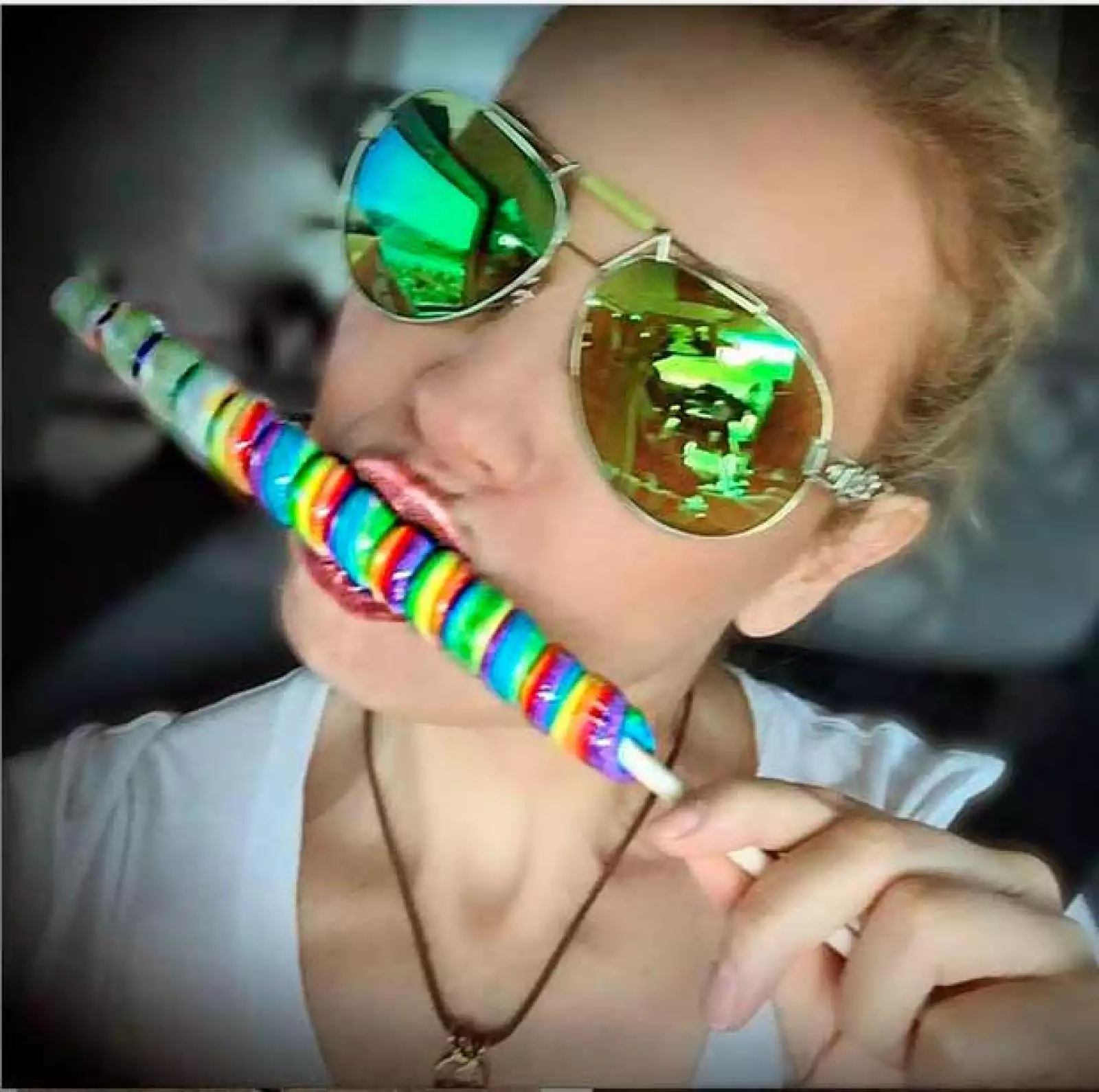 Thalía presumió que le encantaron los dulces que dejaron sus hijos.