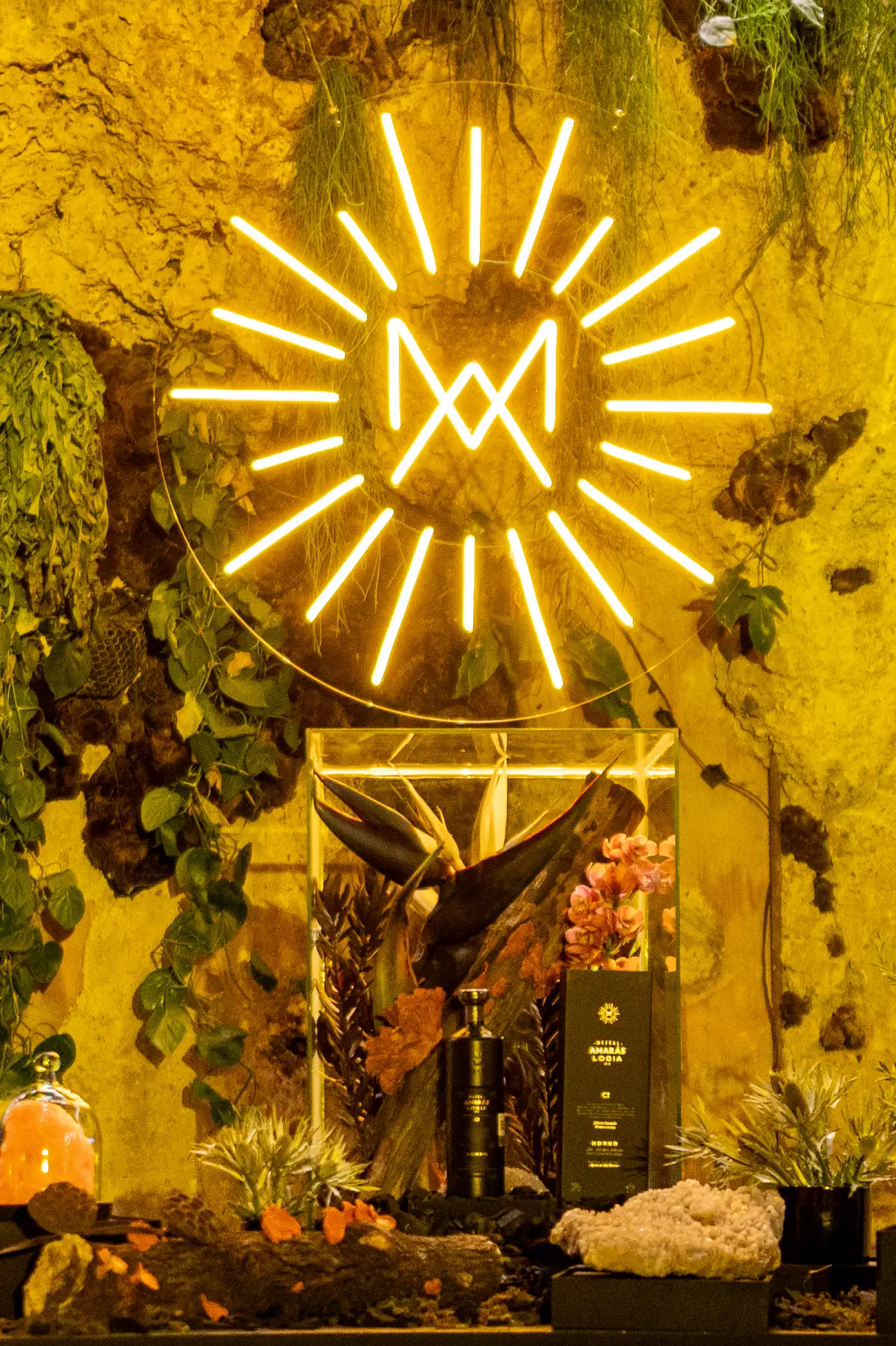 Botella de mezcal Amaras Logia