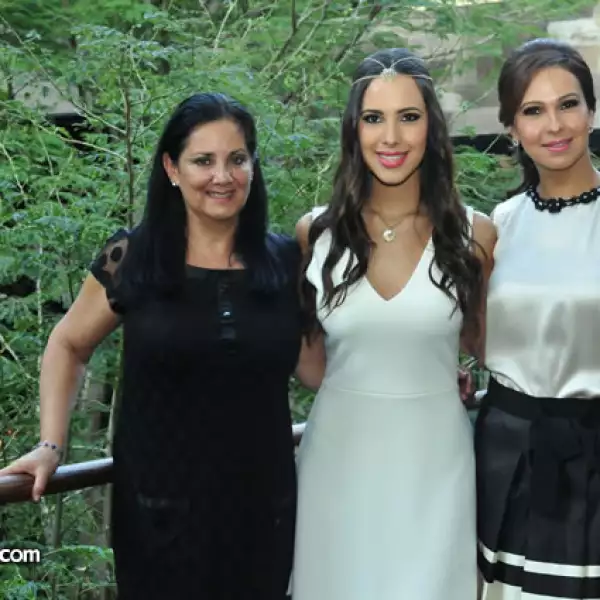 Paty Plasencia,Paty Carrillo,Maria Luisa Medina de Martínez