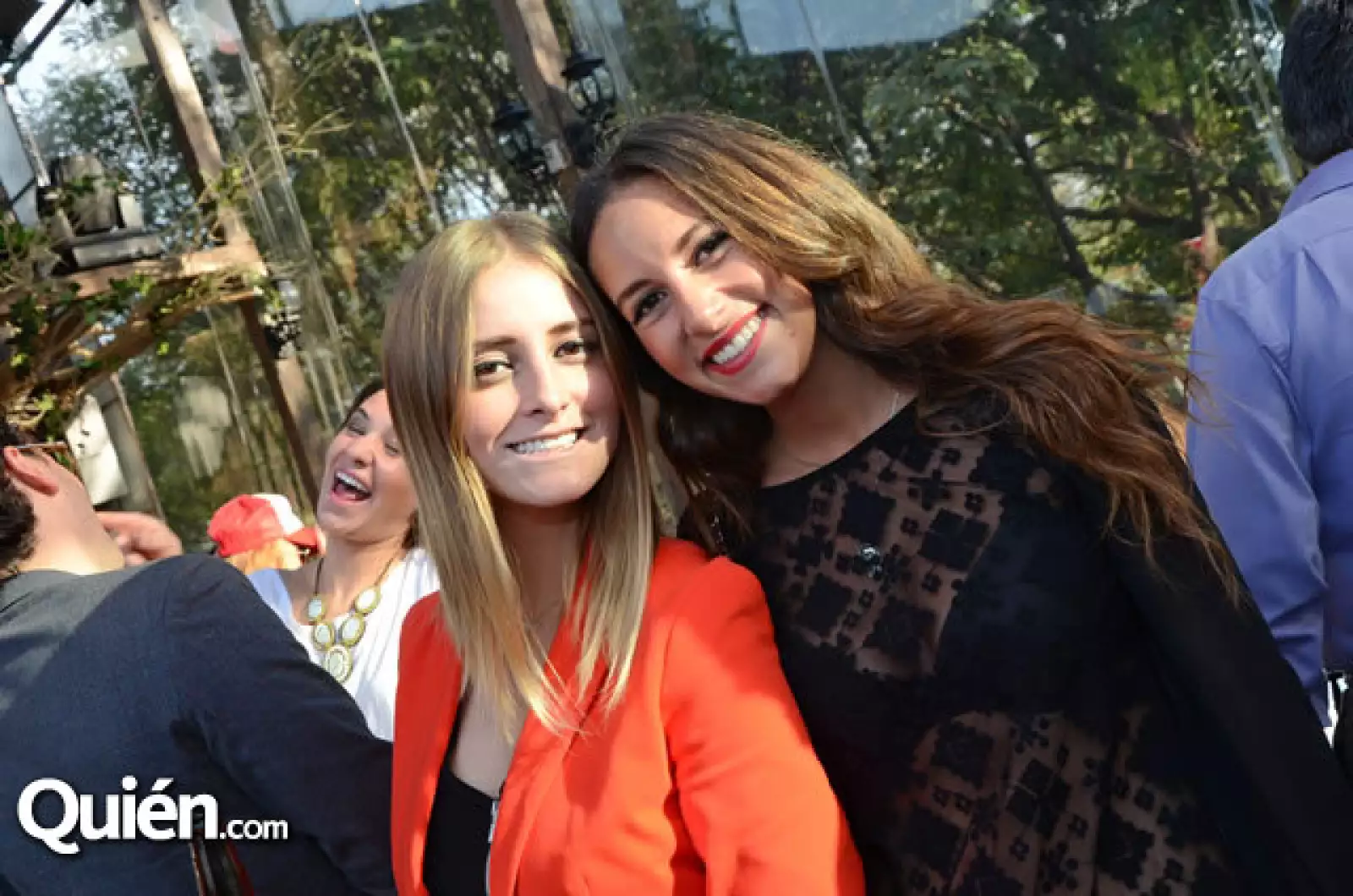 Alexia Hernández y Tania Sasson