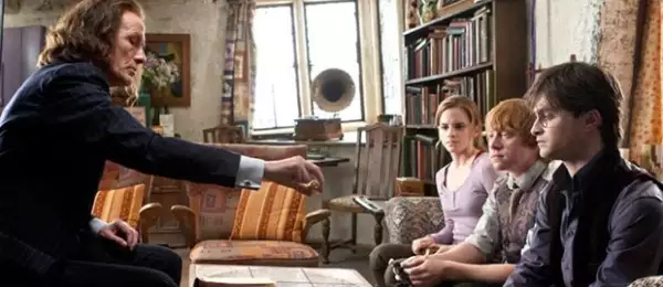 Los actores se encuentran rodando la segunda parte de Harry Potter y las reliquias de la muerte.