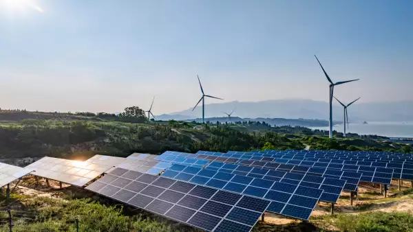 Fiebre por CFE: empresas privadas crean sobredemanda de 581% por proyectos de generación eléctrica mixta