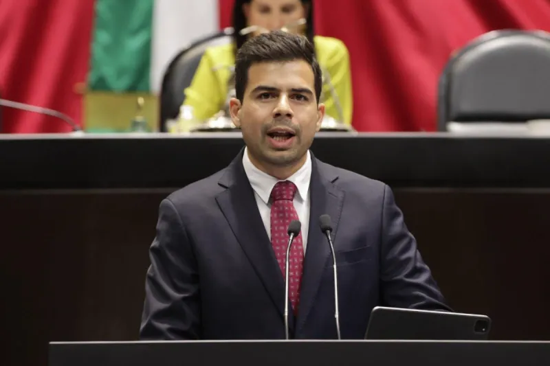 Manuel Cota Cárdena en la Cámara de Diputados