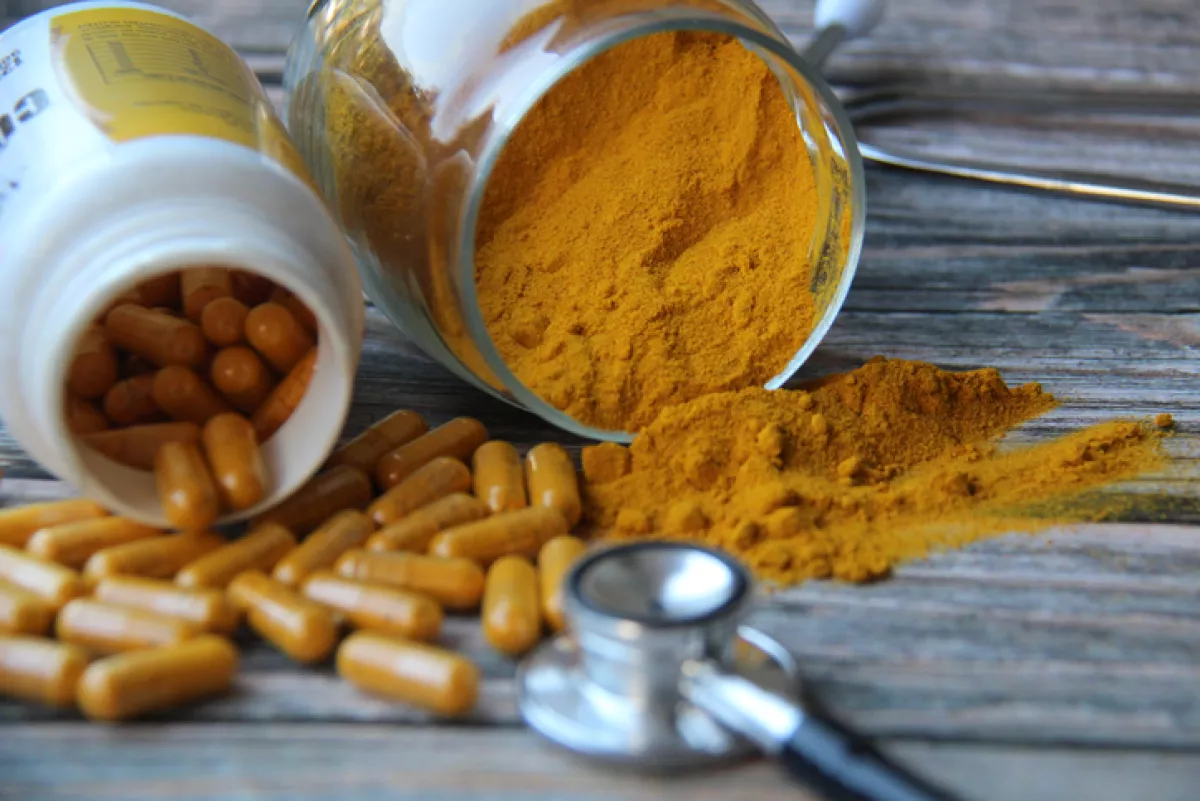 Turmeric powder and turmeric pills