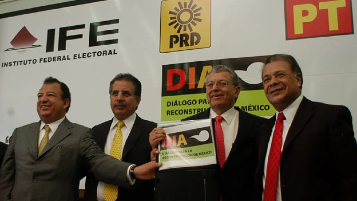 5FEBRERO2010.- Luis Walton Aburto, Jesús Ortega Martínez, Presidente Nacional del PRD, Manuel Camacho Solís, y Alberto Anaya, durante la cer