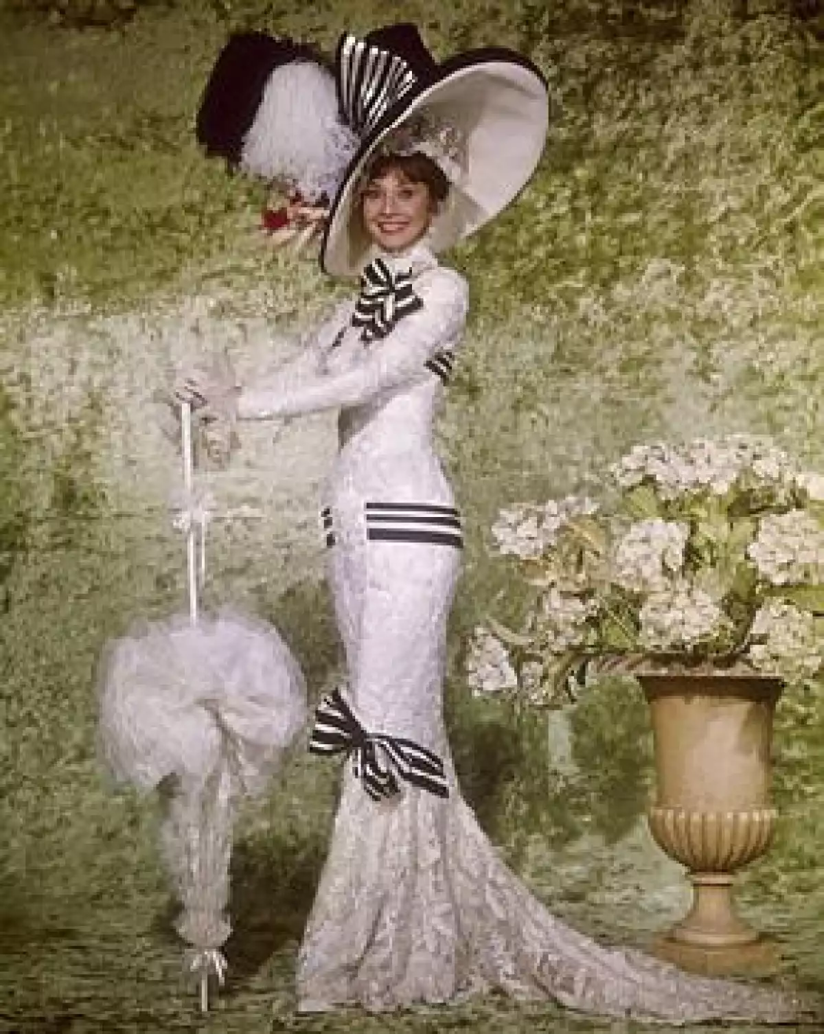 La exposición `timeless audrey´ recorrerá a partir del jueves la elegancia de la actriz trasladada al metro de la estación central de Berlín.