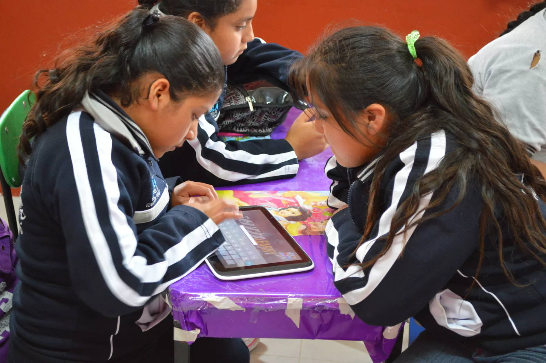 Alrededor de 2.3 millones de alumnos de escuelas públicas a nivel nacional juegan con Learny.