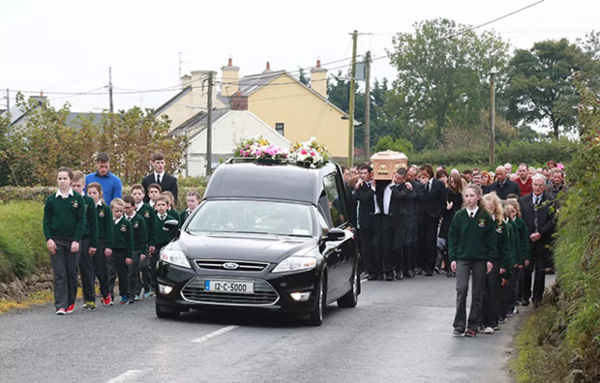 Cientos de personas se dieron cita para darle el último adiós.