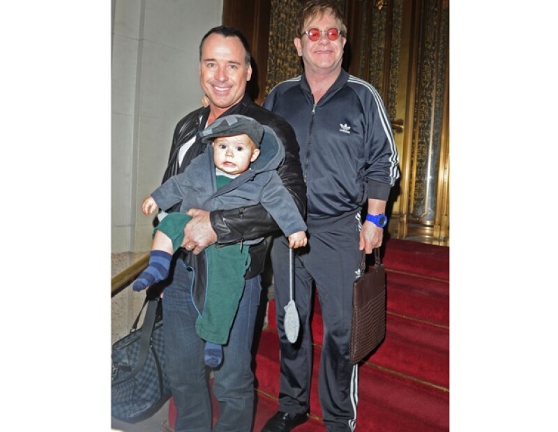 En repetidas ocasiones el cantante trató de adoptar.