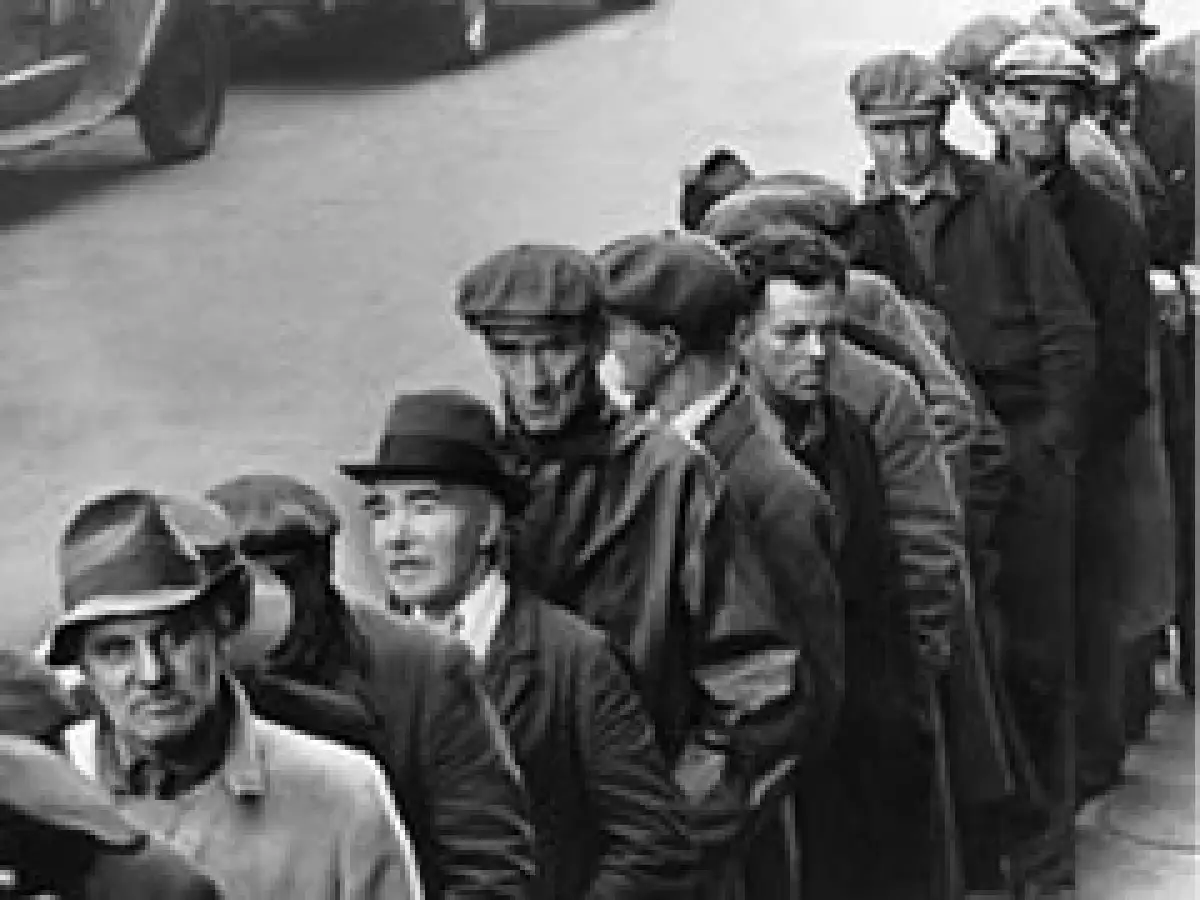 El desempleo cayó 25% durante la Gran Depresión, mientras que en la actual depresión ronda el 8%.  (Foto: AP)