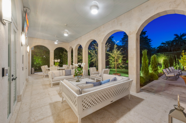 Sotheby's-Miami-jardín